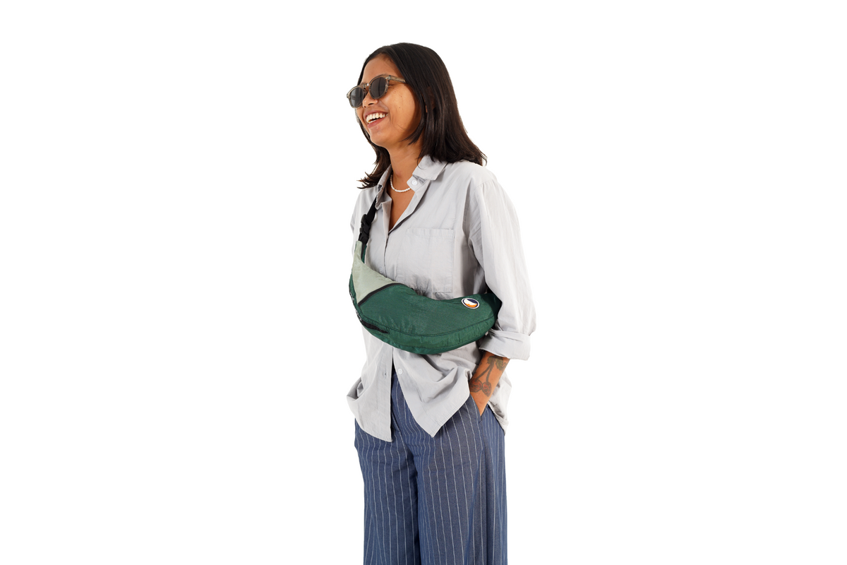 SLING BAG RECYCLED – Lightweight shoulder bag made from recycled nylon