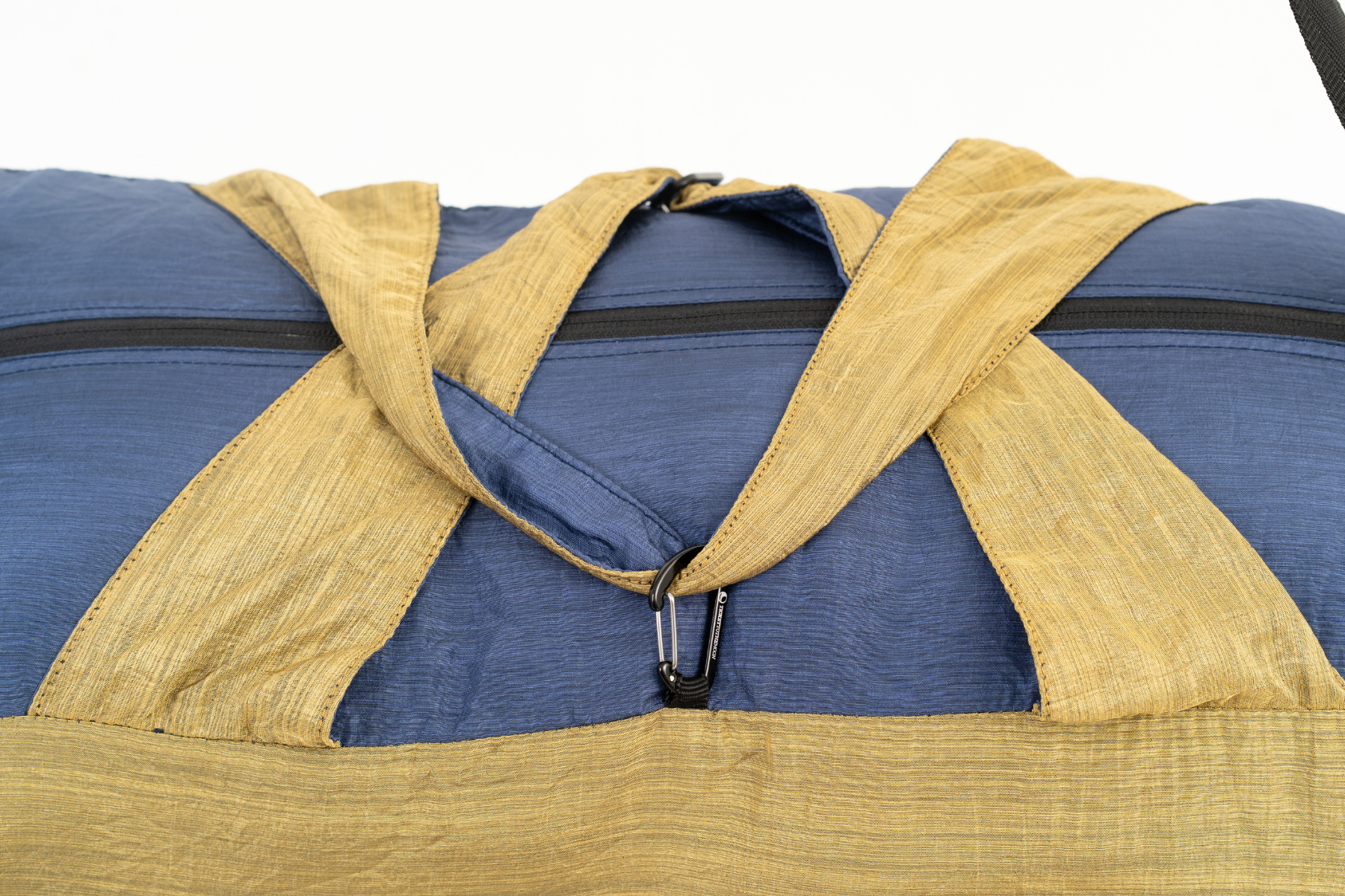 MOON CARRIER – Foldable, super-lightweight duffle bag (40 L)