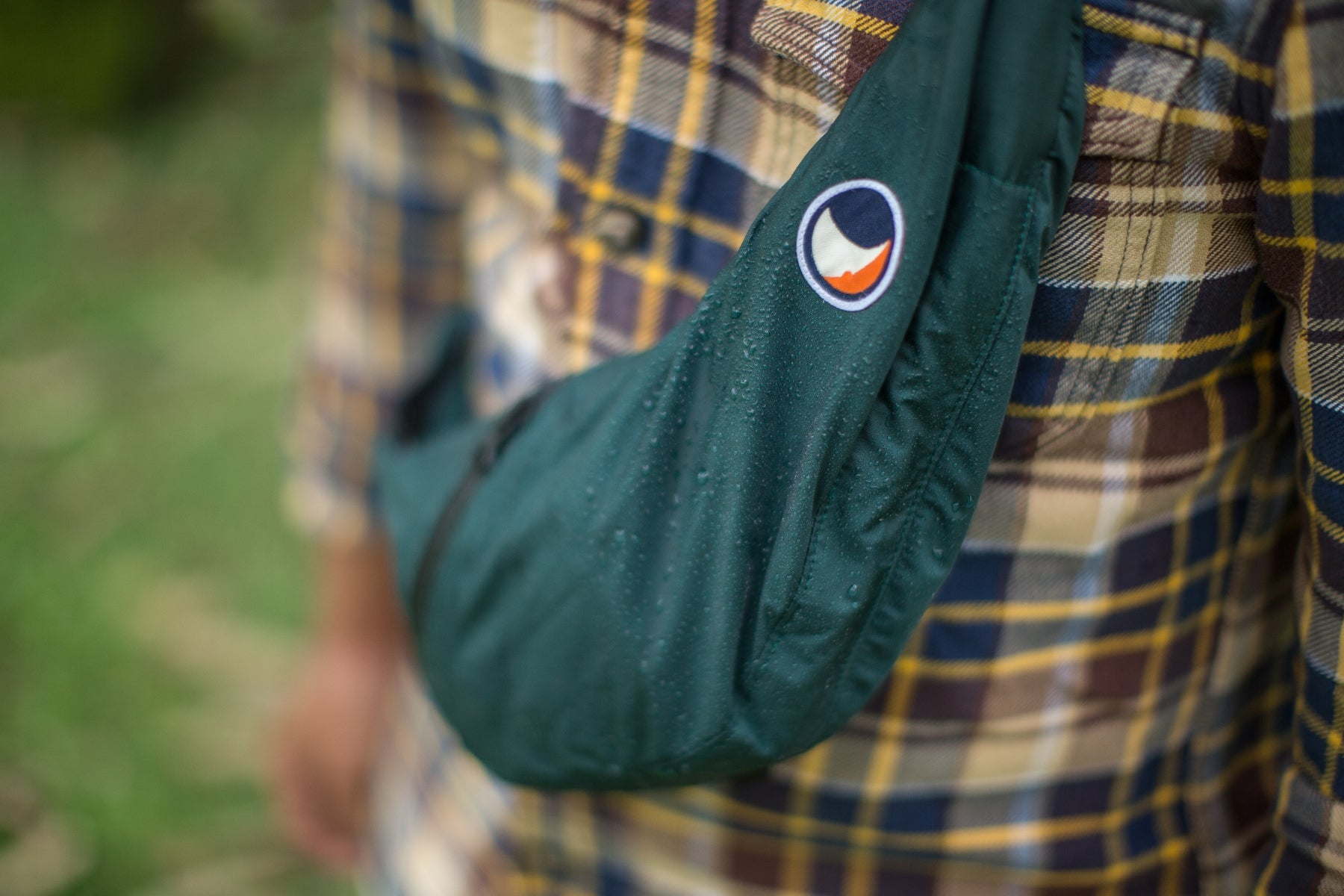 SLING BAG WATER RESISTANT