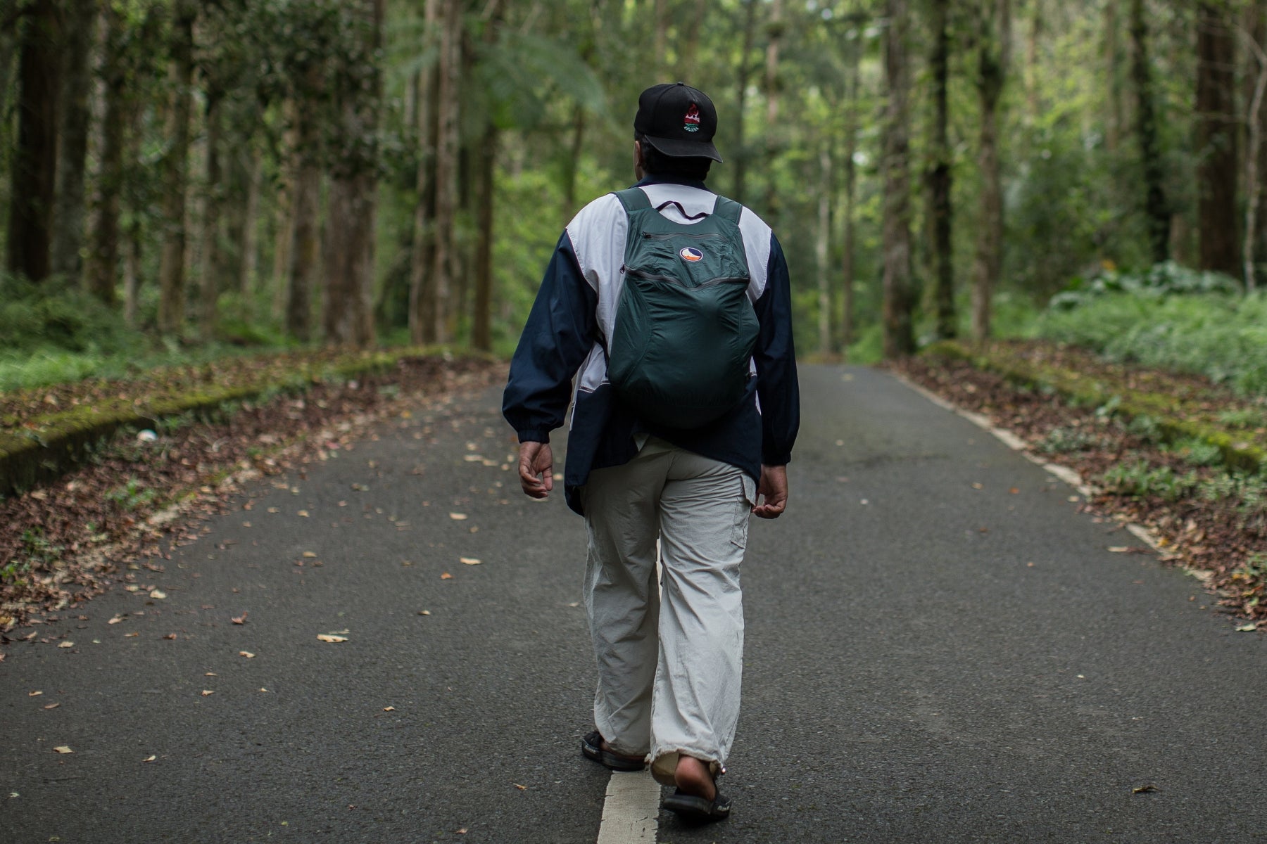BACKPACK PLUS 25L - Water Resistant