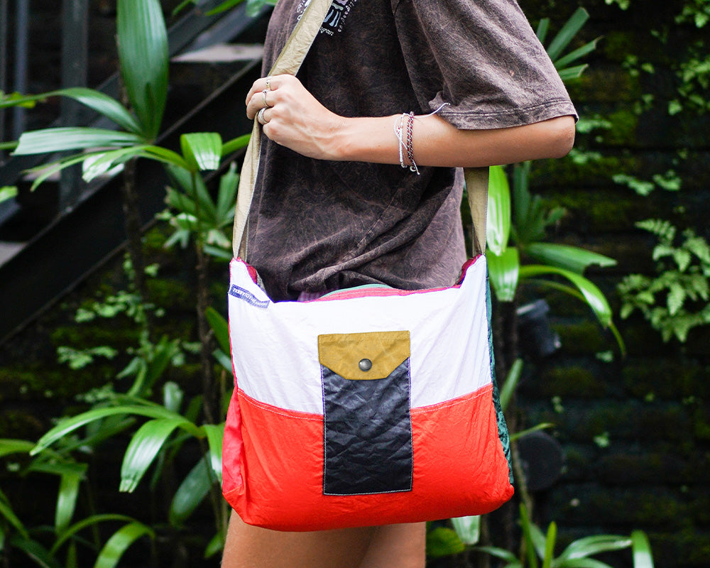 バッグ smile SMILE BAG – Ultralight Shoulder Bag with Zipper
