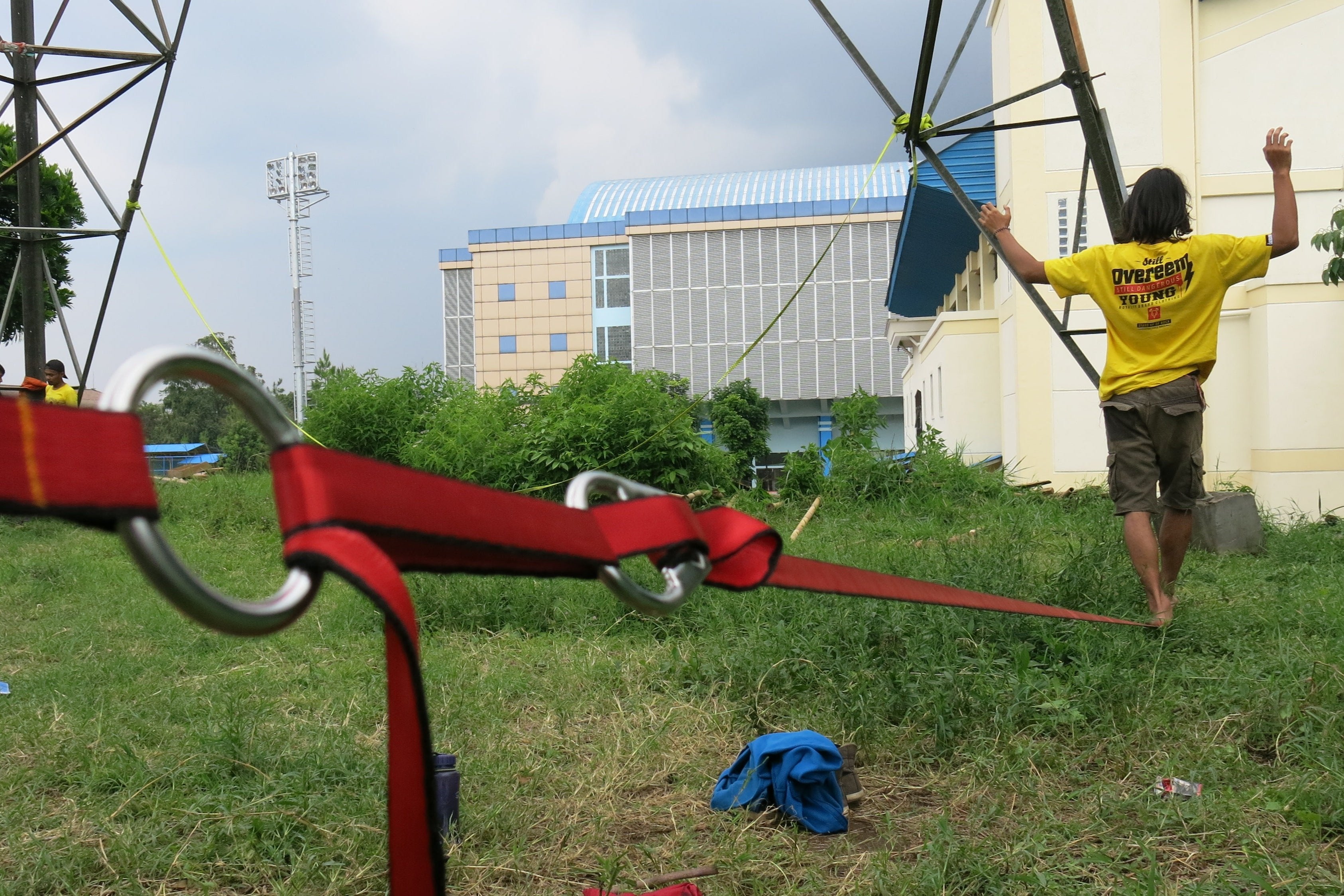 Moon Slack Line Slackline Setup How To Setup A Slackline Without Trees Slackline